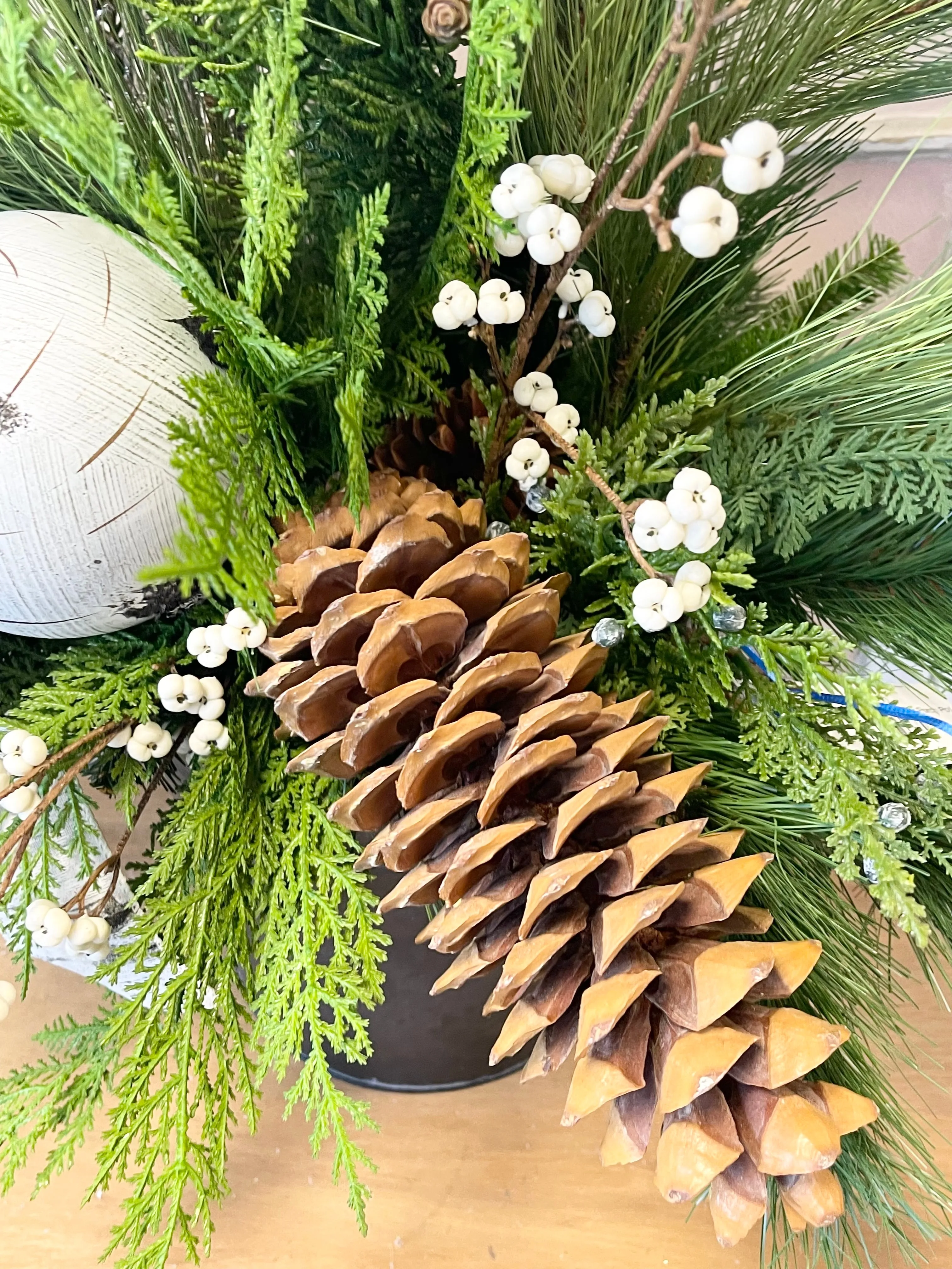 33" Beautiful Winter Porch Pot