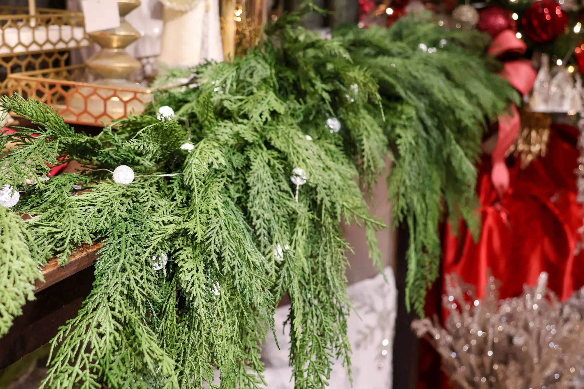 8' Real Touch Cedar Swag/Garland