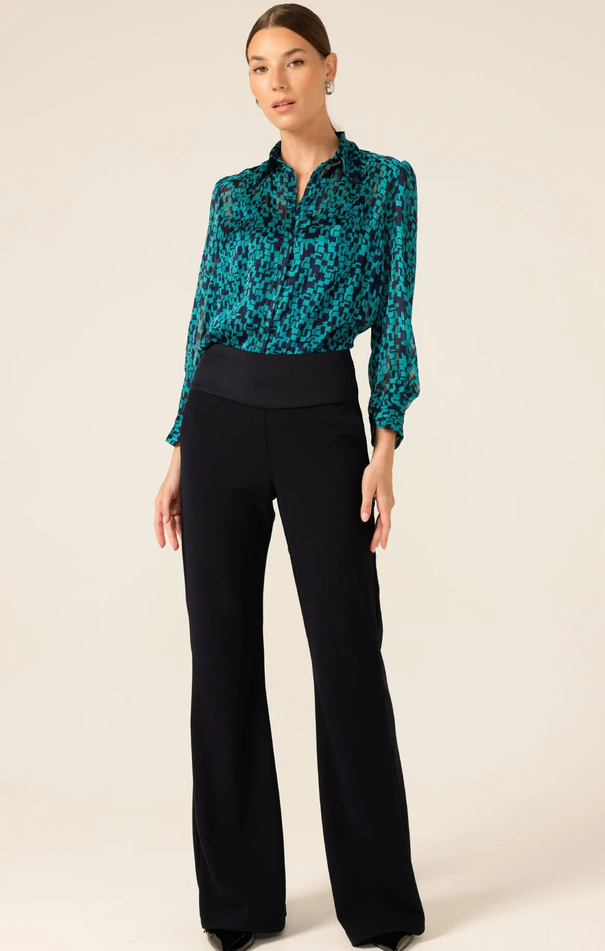 CLASSIC TROUSER IN NAVY