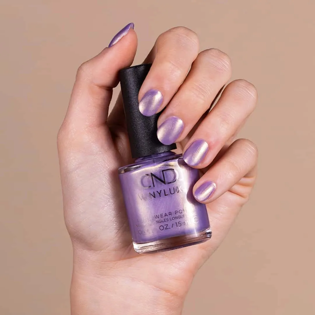 CND VINYLUX - Live Love Lavender #442