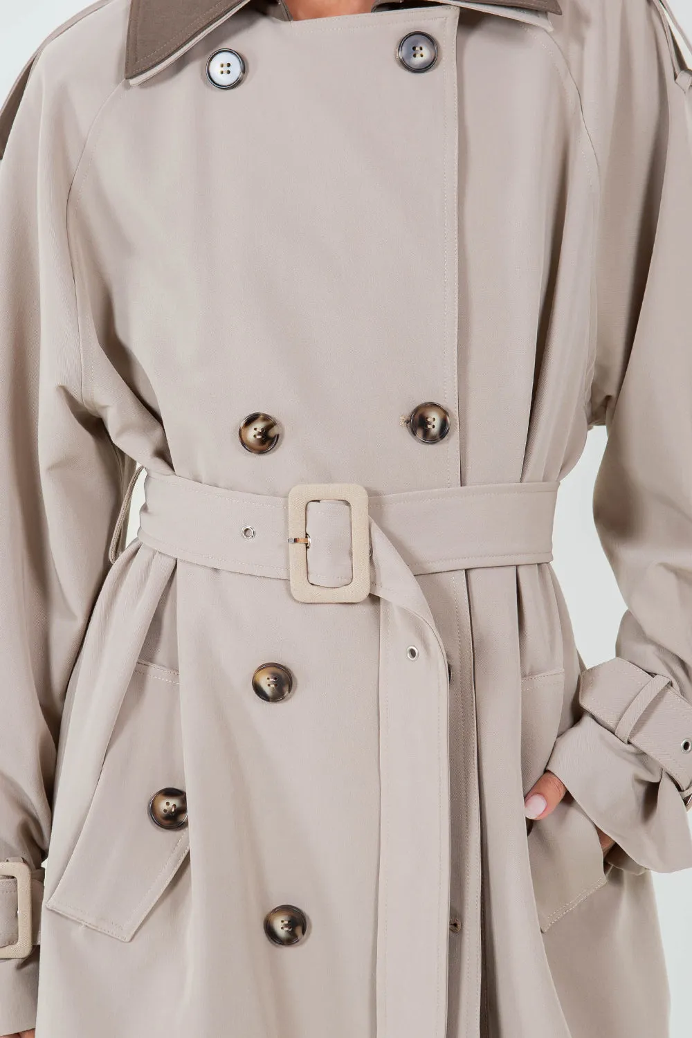 CONTRAST DOUBLE BREASTED TRENCH COAT - BROWN