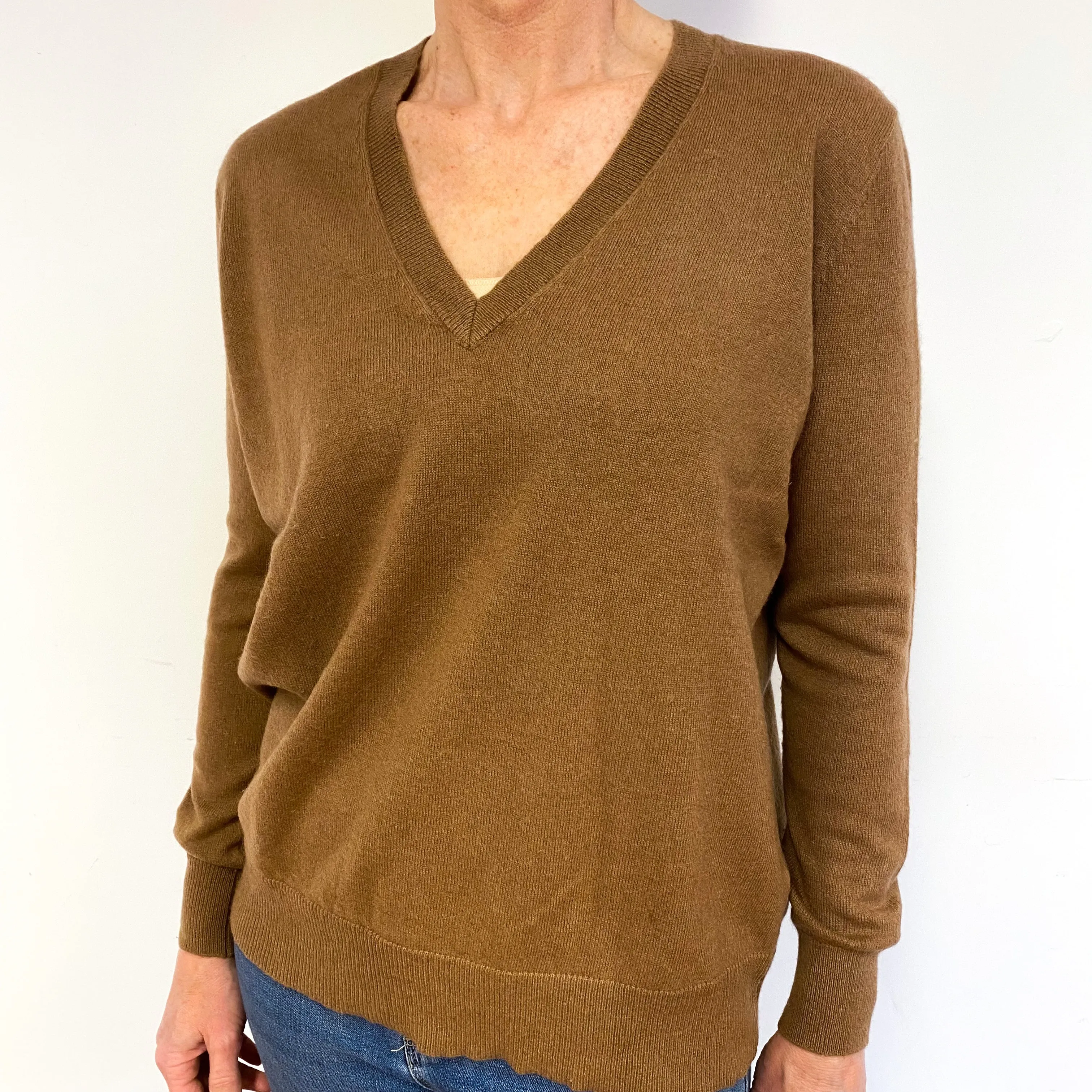 Dark Toffee Brown Cashmere V-Neck Jumper Medium