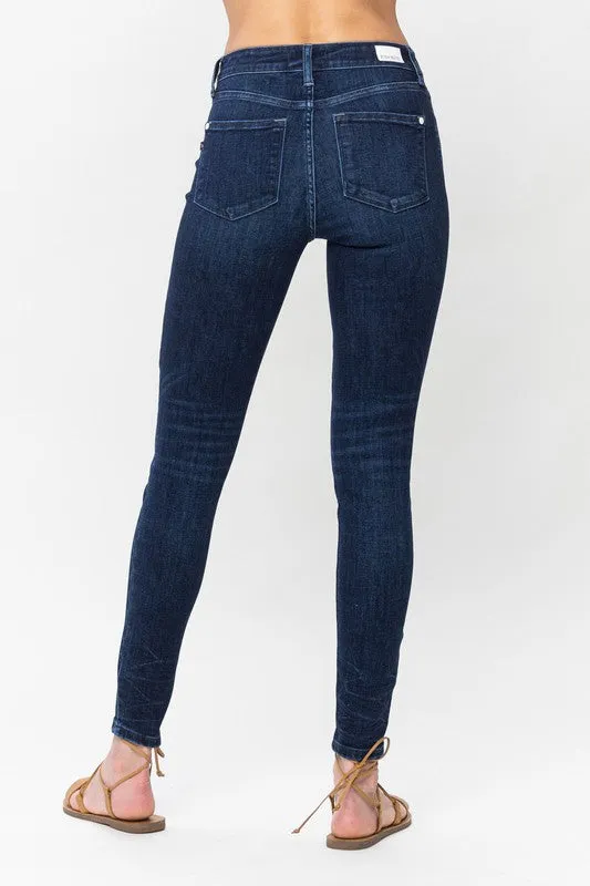 Judy Blue Bella Mid-Rise Jeans