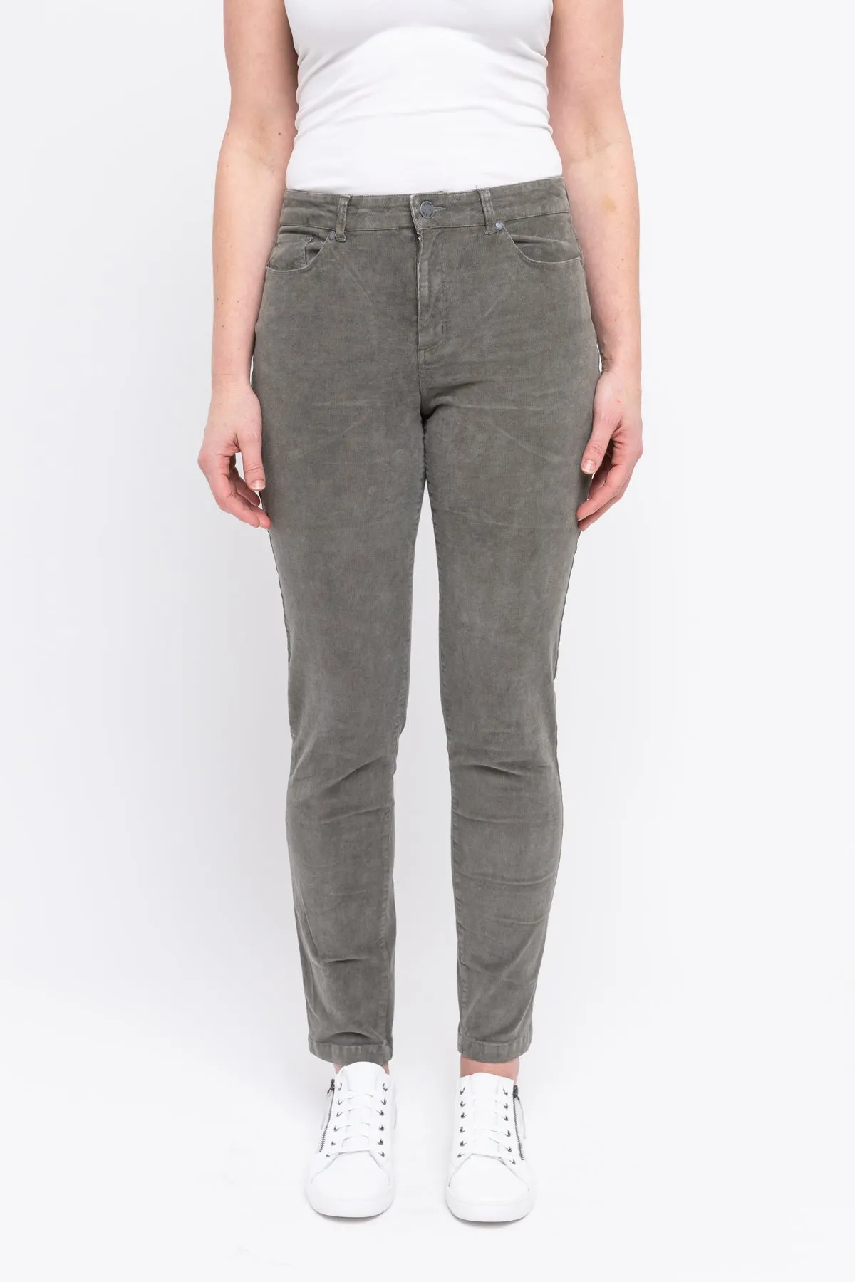 Jump Pigment Dyed Cord Pant