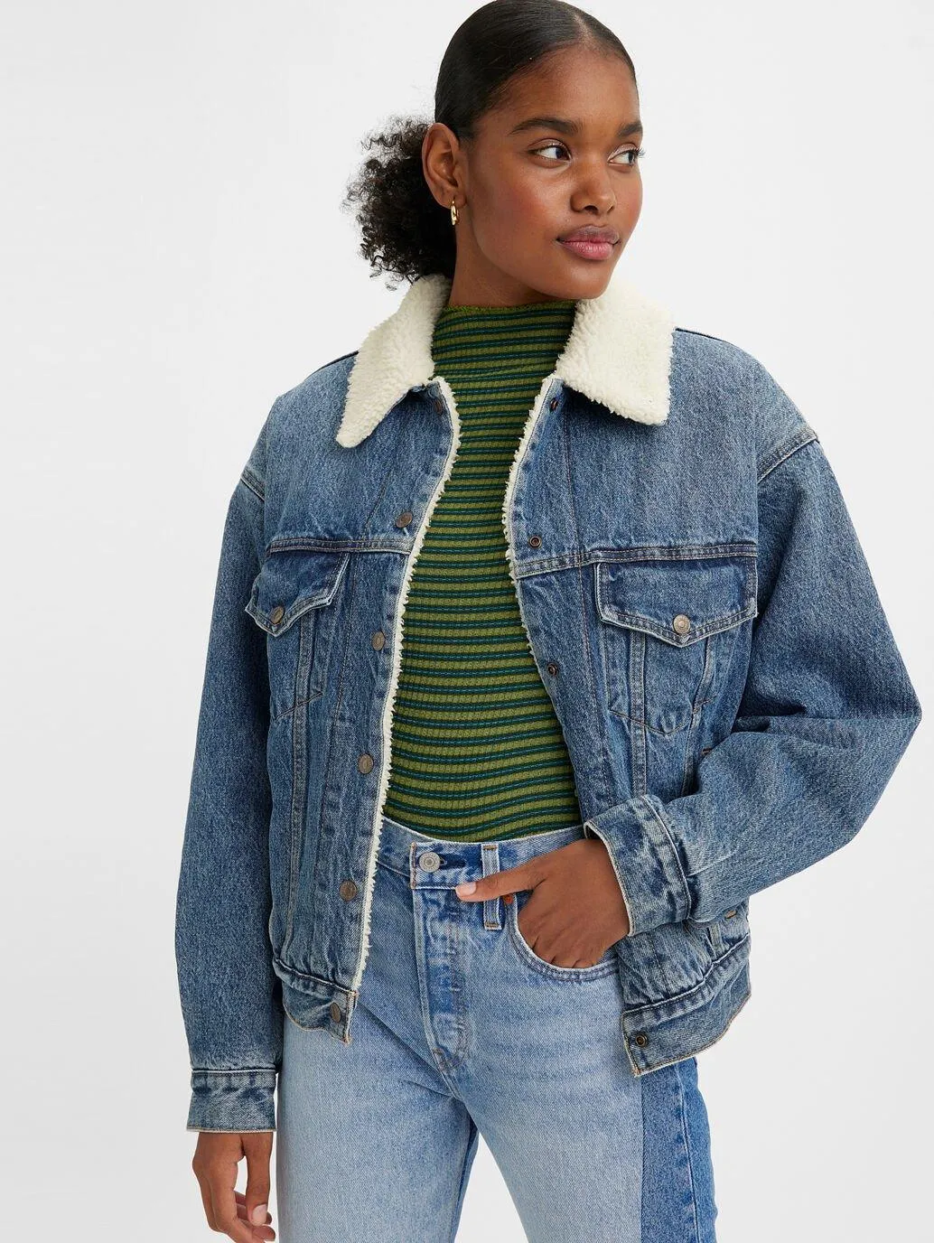 LEVI'S® WOMEN'S '90S SHERPA TRUCKER JACKET