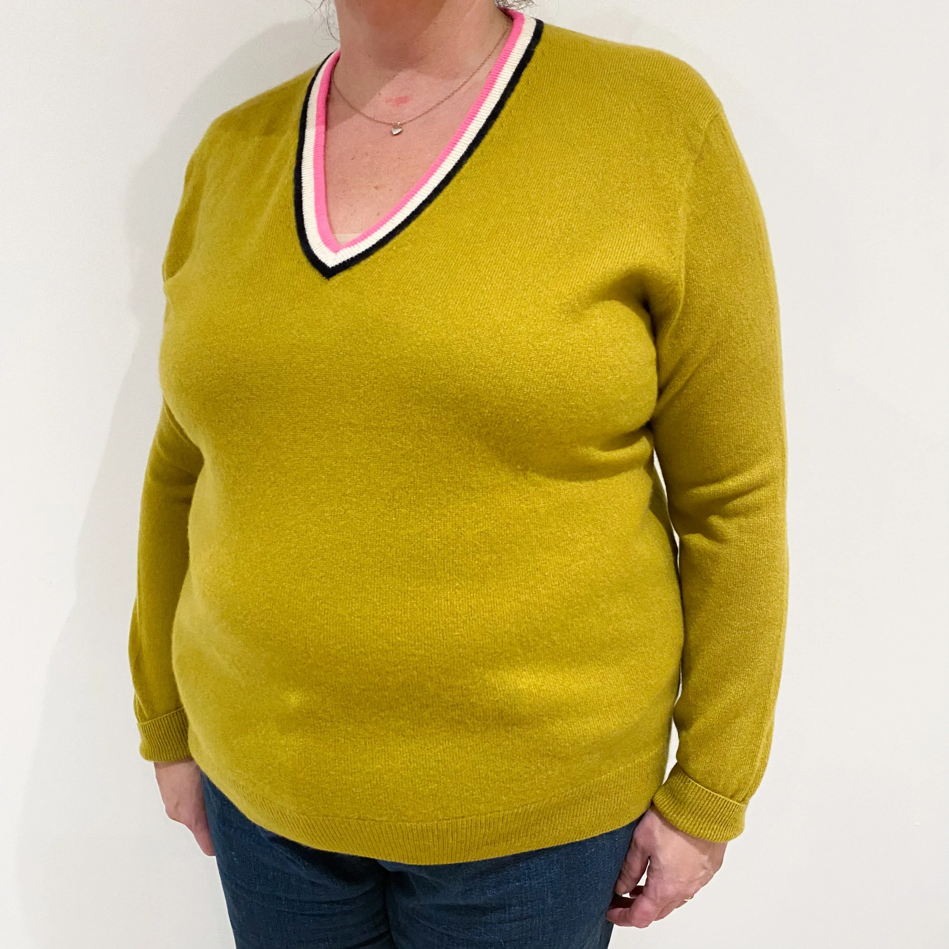 Moss Green Pink Trim Cashmere V-Neck Jumper Extra Large