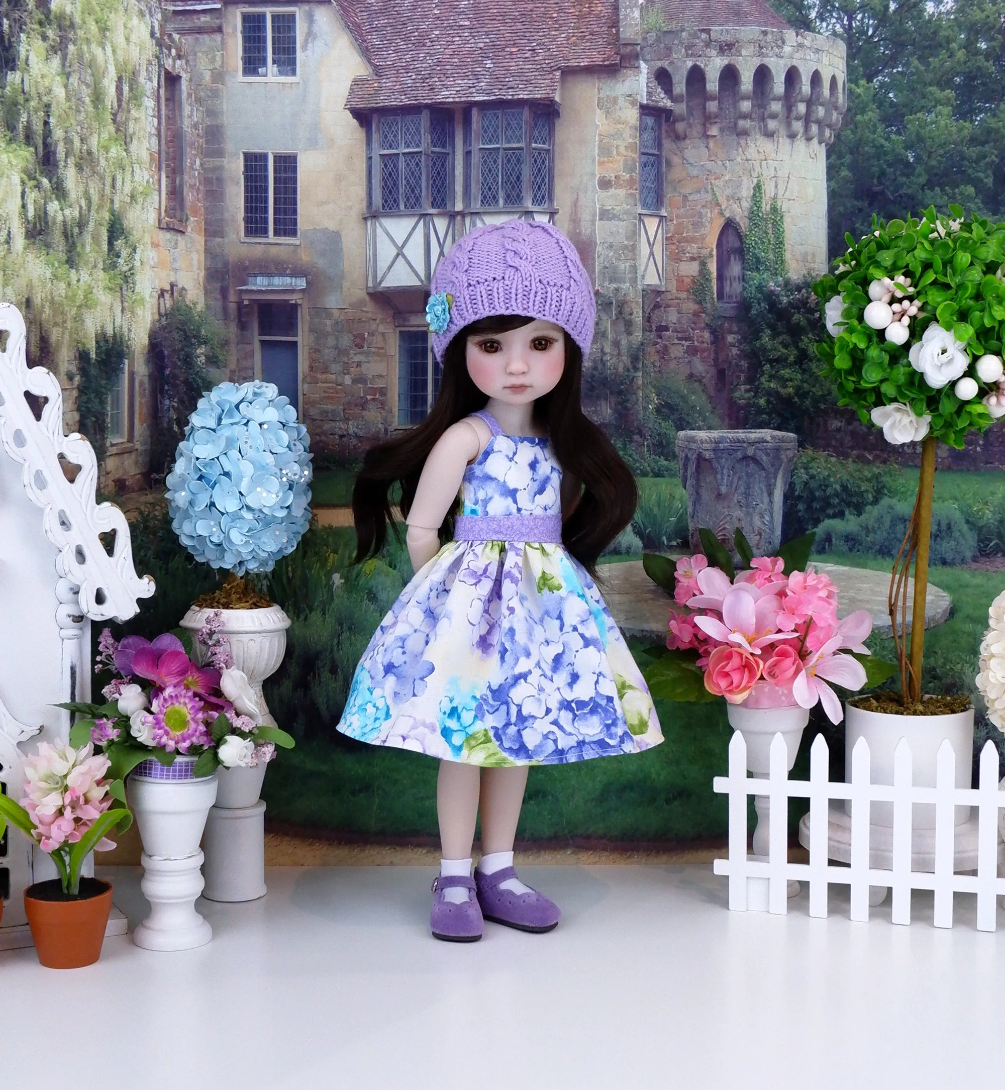 Pretty Hydrangea - dress & sweater set with shoes for Ruby Red Fashion Friends doll