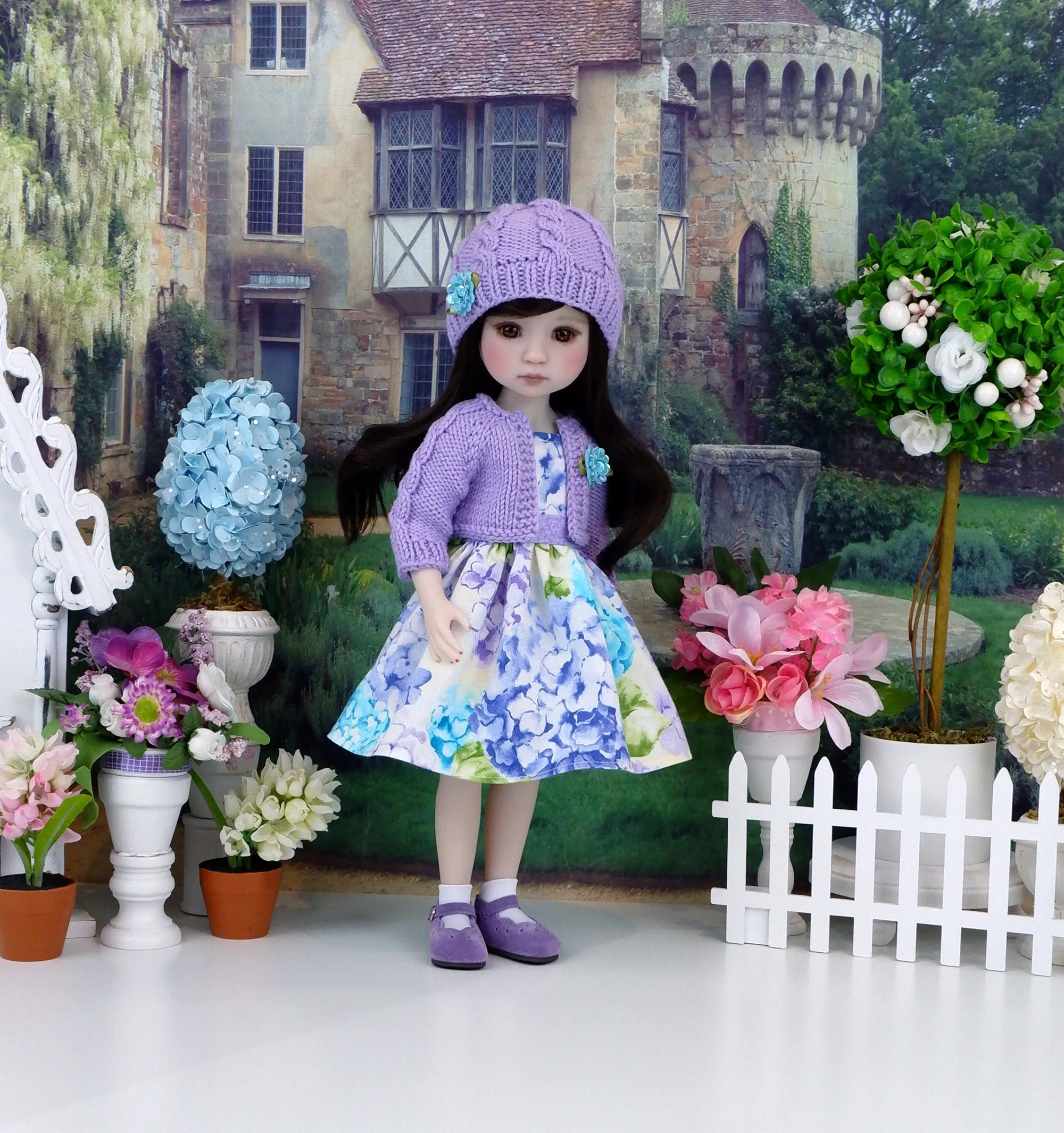 Pretty Hydrangea - dress & sweater set with shoes for Ruby Red Fashion Friends doll