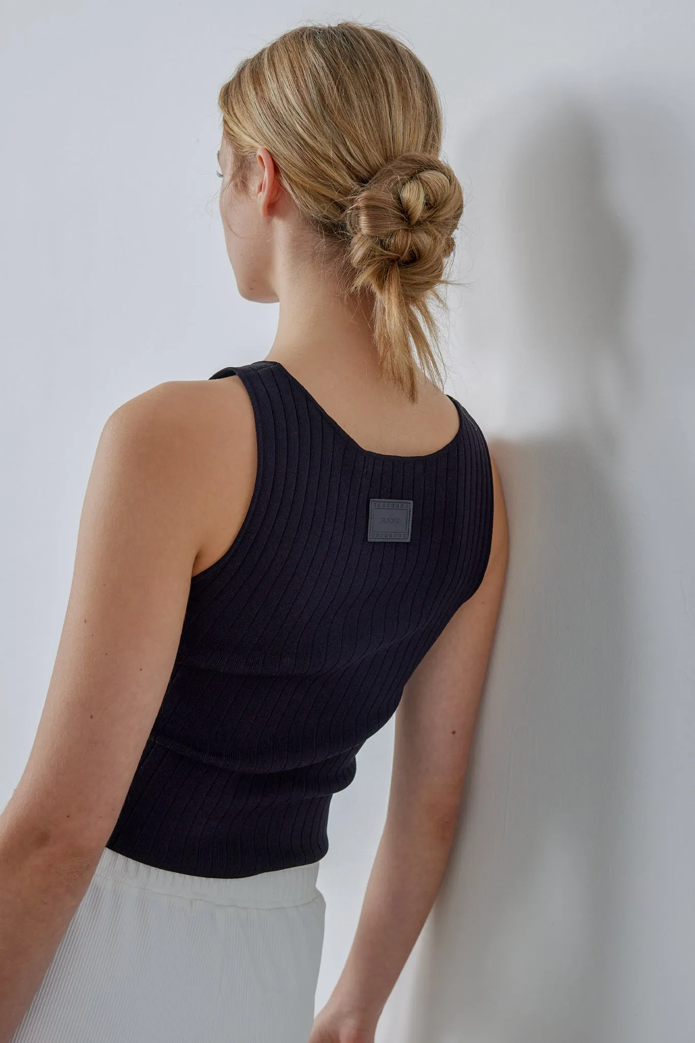Ribbed Knit Cropped Tank Top