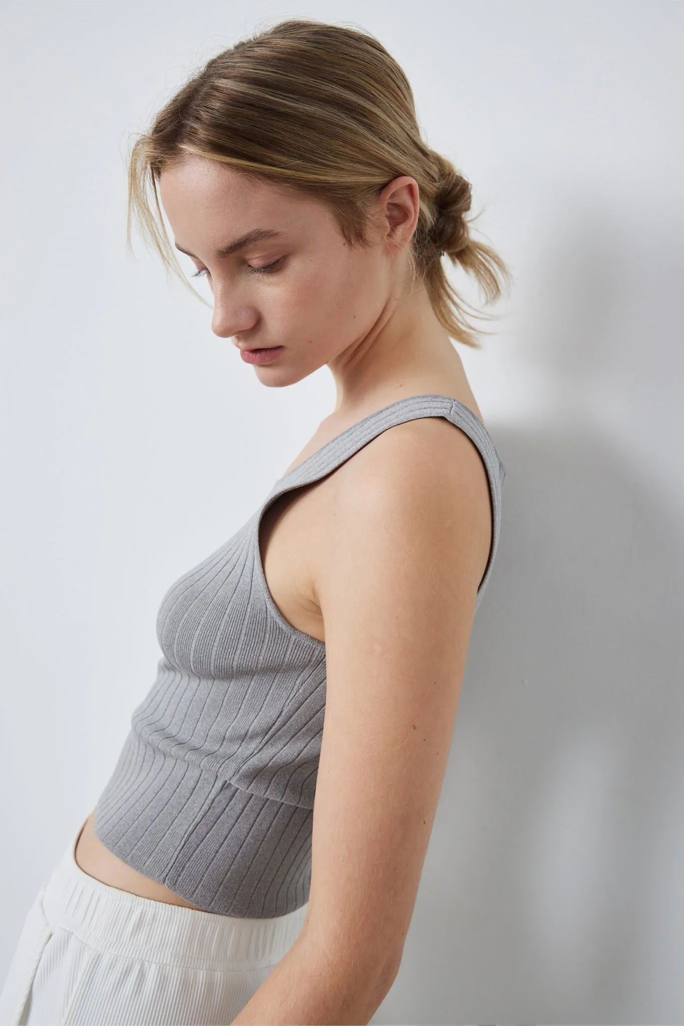 Ribbed Knit Cropped Tank Top
