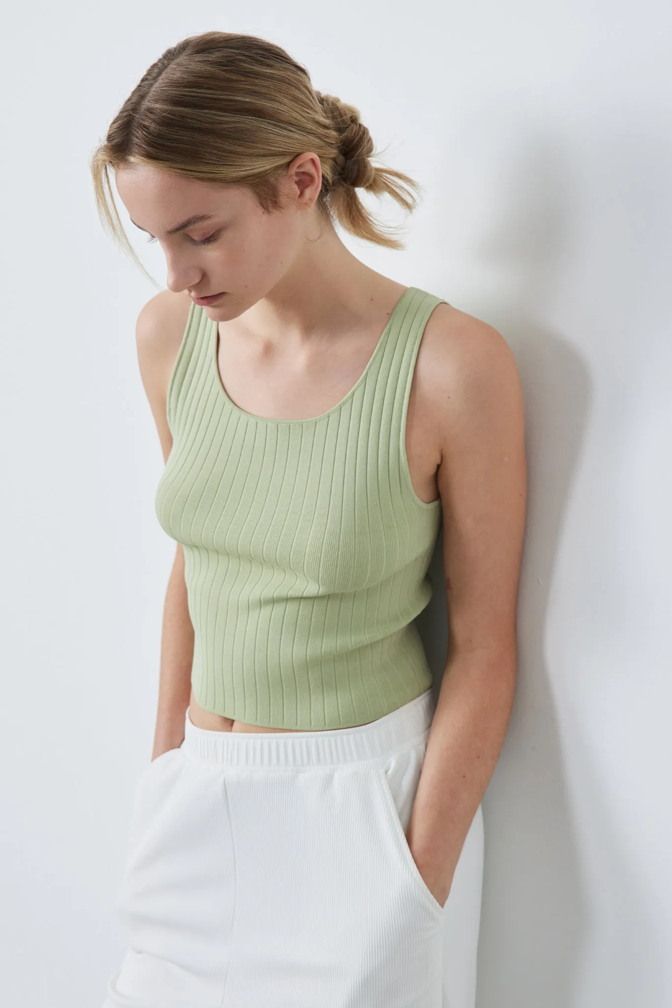 Ribbed Knit Cropped Tank Top